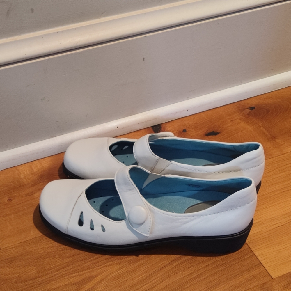 Ara Mary-Jane shoes